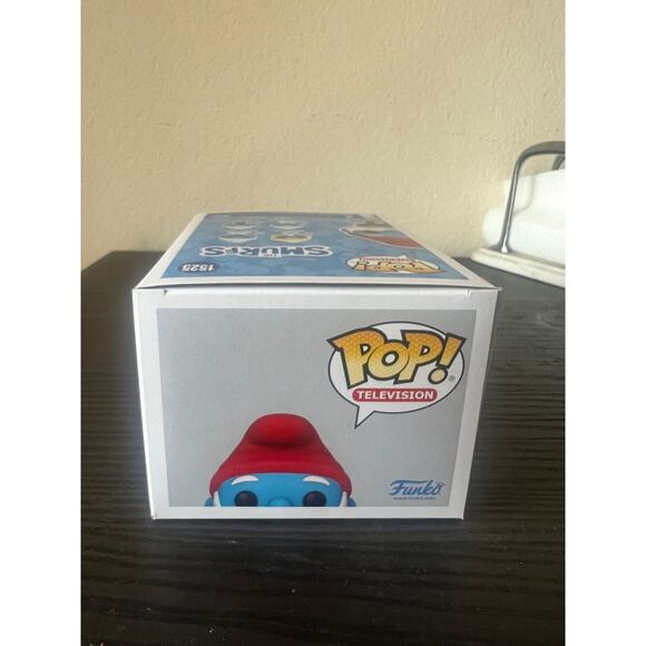IN HAND SUMMER CONVENTION Papa Smurf Magic Book Funko Pop #1525 Animation SDCC - Picture 5 of 6